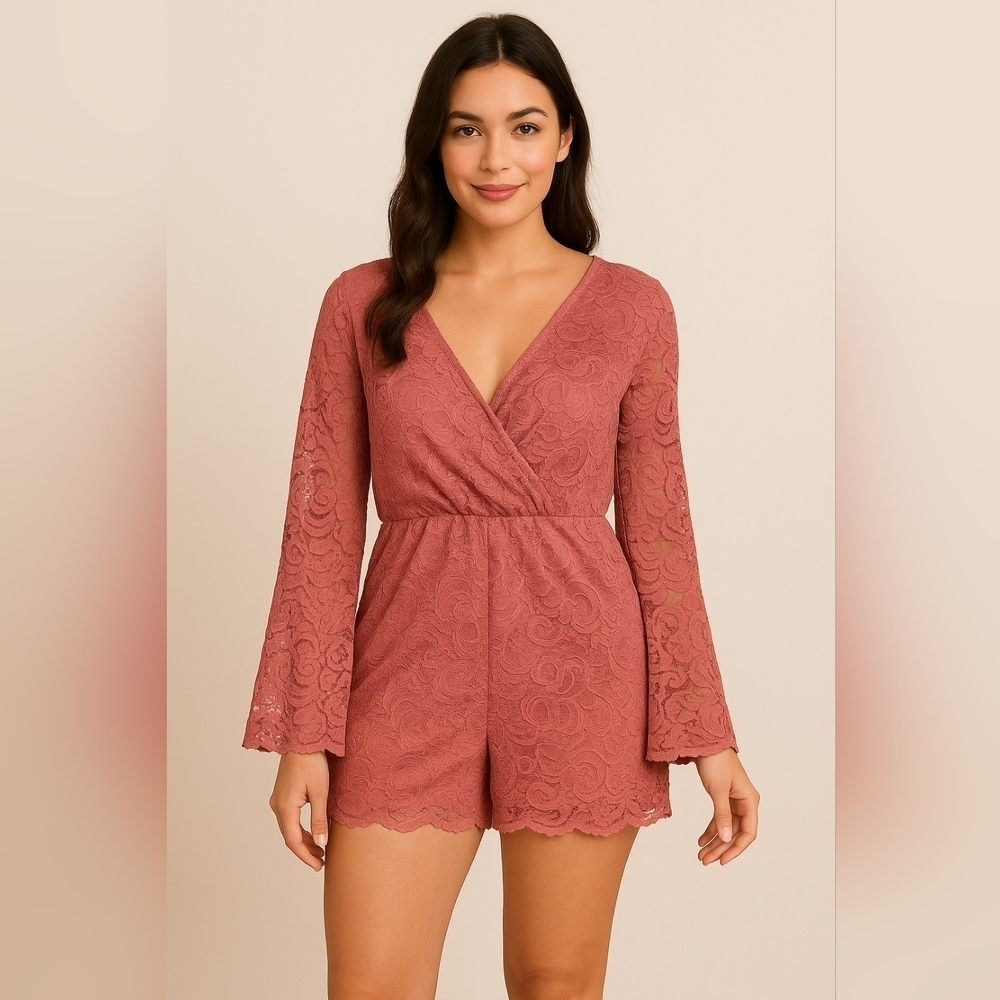 🌸 See You Monday Pink Lace Romper Size L